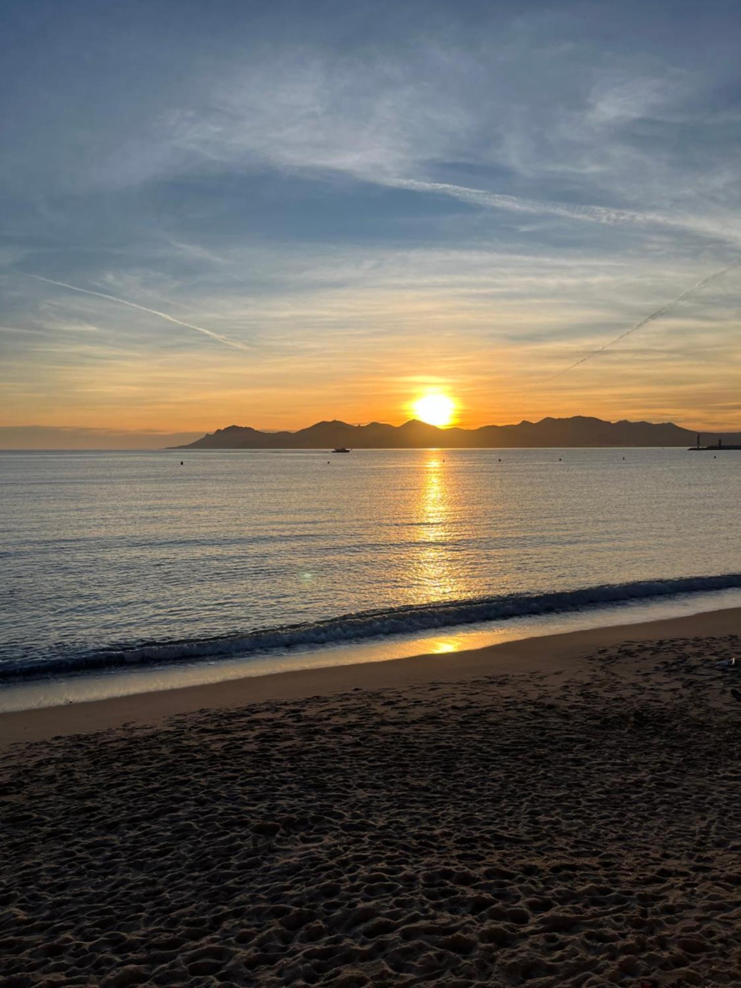 Cannes, Croisette, Palais Miramar Esterno foto